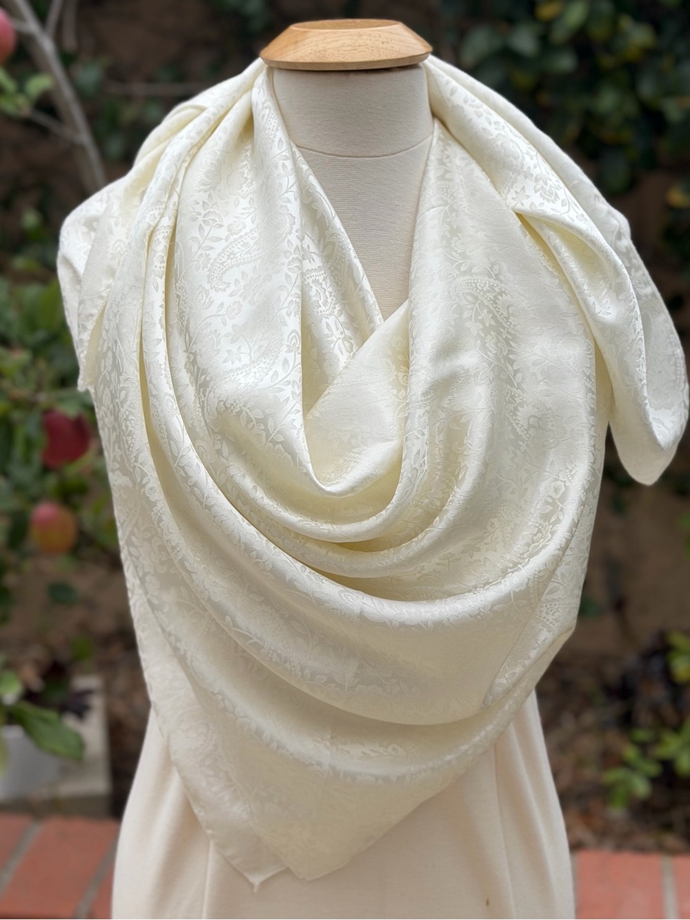 Elegant Cream Jacquard Wrap Scarf